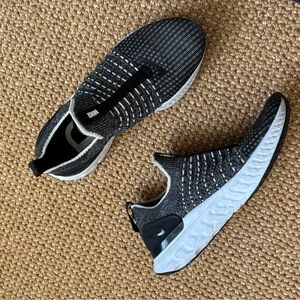 Nike React Phantom Run Flyknit 2 Black and White Knit Sneakers
